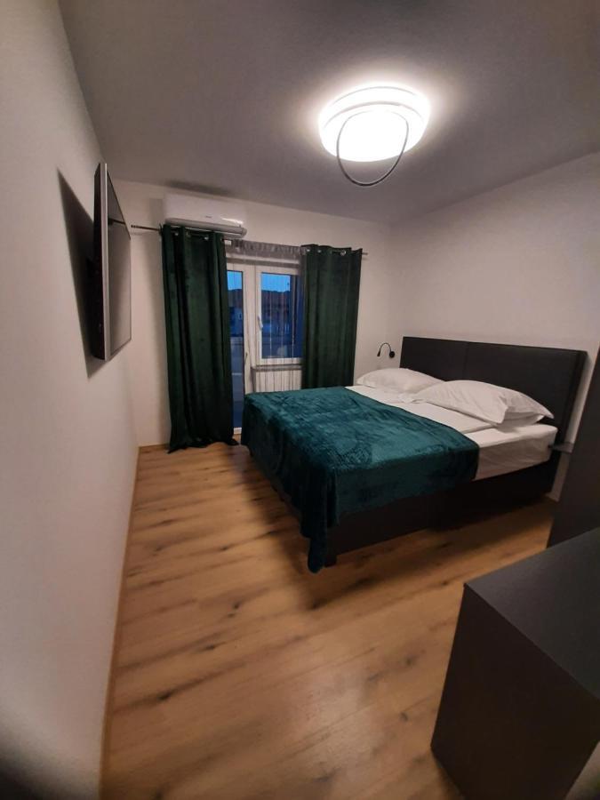 Apartman Mate Лопар Экстерьер фото
